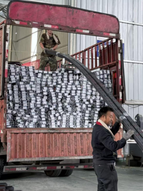 73-Industrial Steel Windows3389 73-Industrial Steel Windows3389