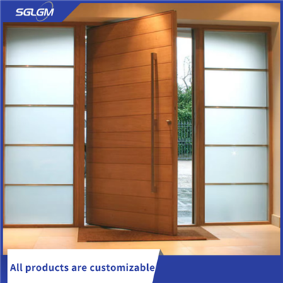 マホガニーのドア